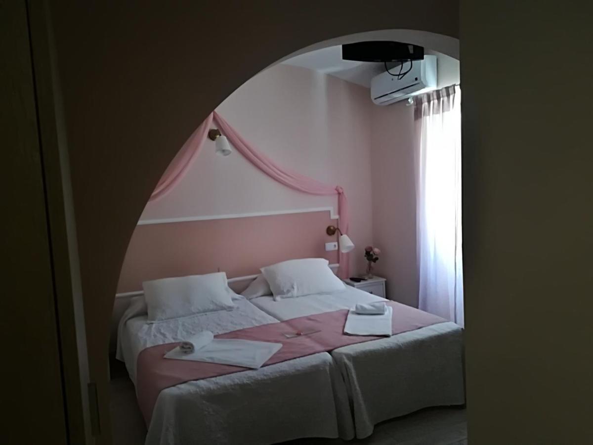 Emperador Augusto Hotell Mérida Exteriör bild