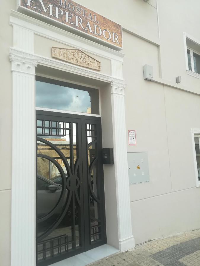 Emperador Augusto Hotell Mérida Exteriör bild